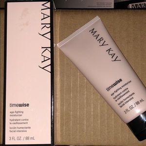 MaryKay TimeWise Age-Fighting Moisturizer